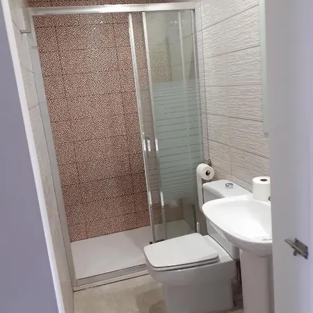 Lemavo Hostel *